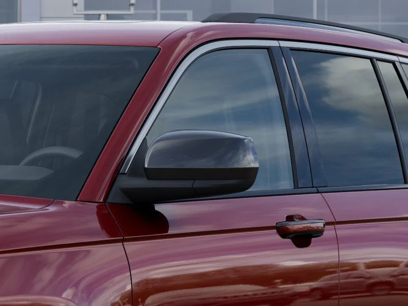 New 2026 Velvet Red Pearl-Coat Exterior Paint Jeep Altitude image 12