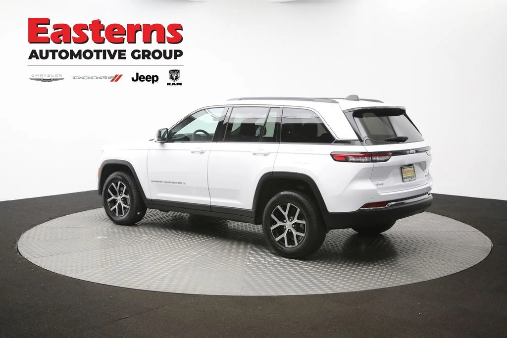 Used 2025 White Jeep Limited image 66