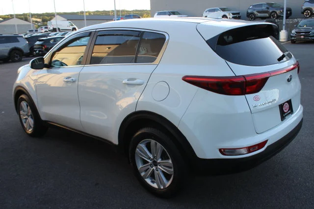 Used 2019 White Kia LX image 26