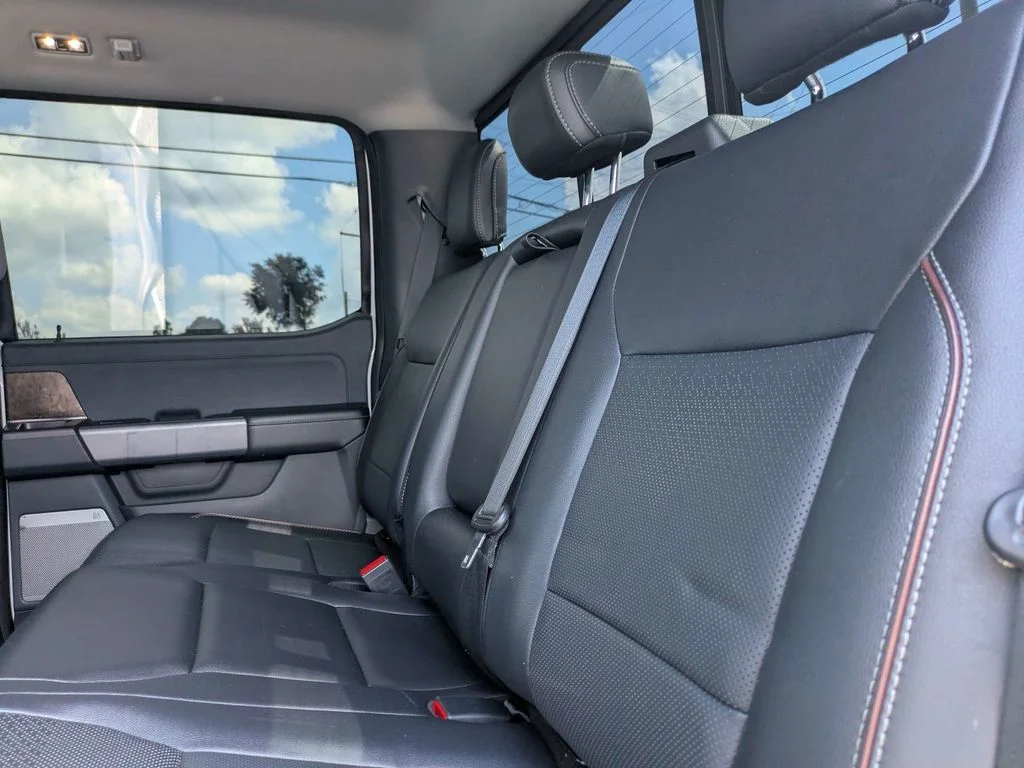 Used 2022 White Ford Lariat image 14