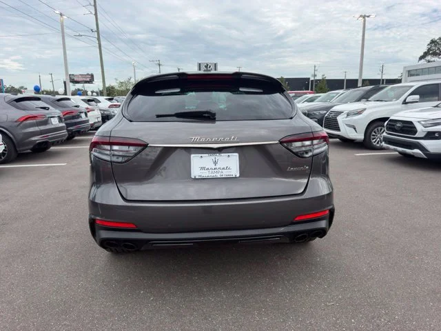 Certified Used 2023 Grigio Maserati Modena image 17
