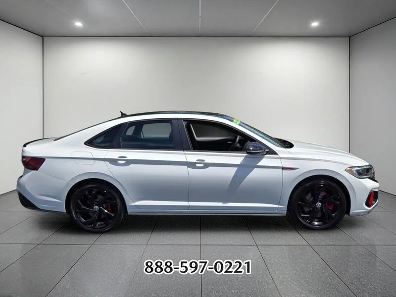 2024 Volkswagen Jetta GLI Autobahn - Photo 6