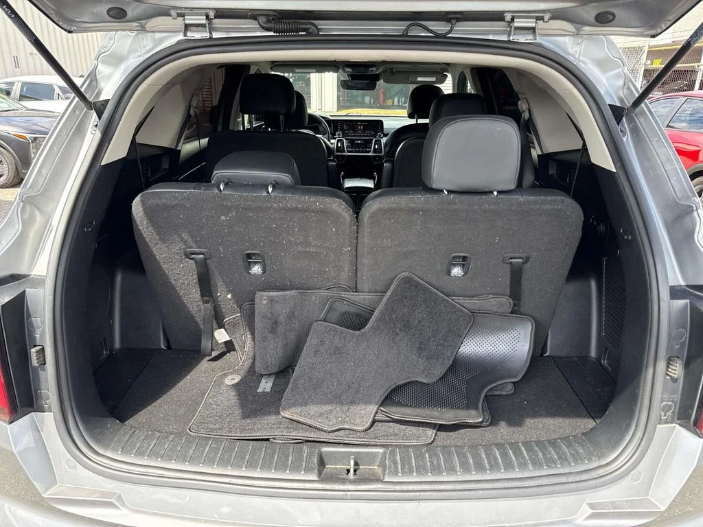Used 2022 Gray Kia S image 10