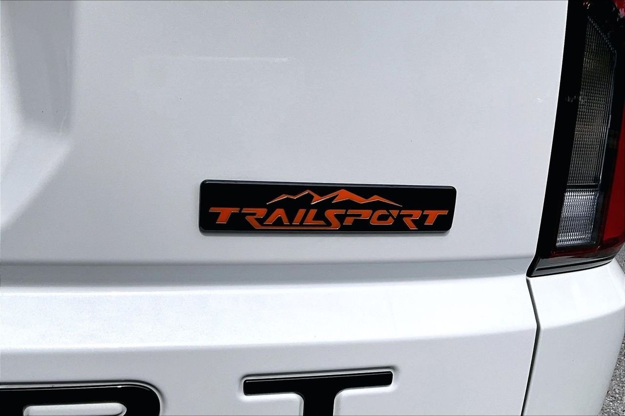 Used 2026 White Honda  image 21