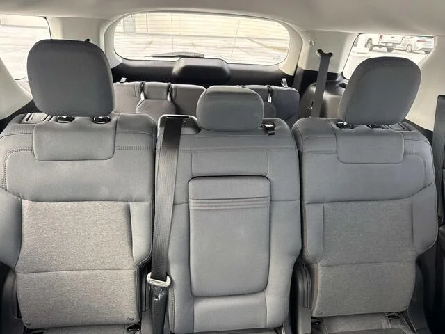 2025 Ford Explorer Active - Photo 9