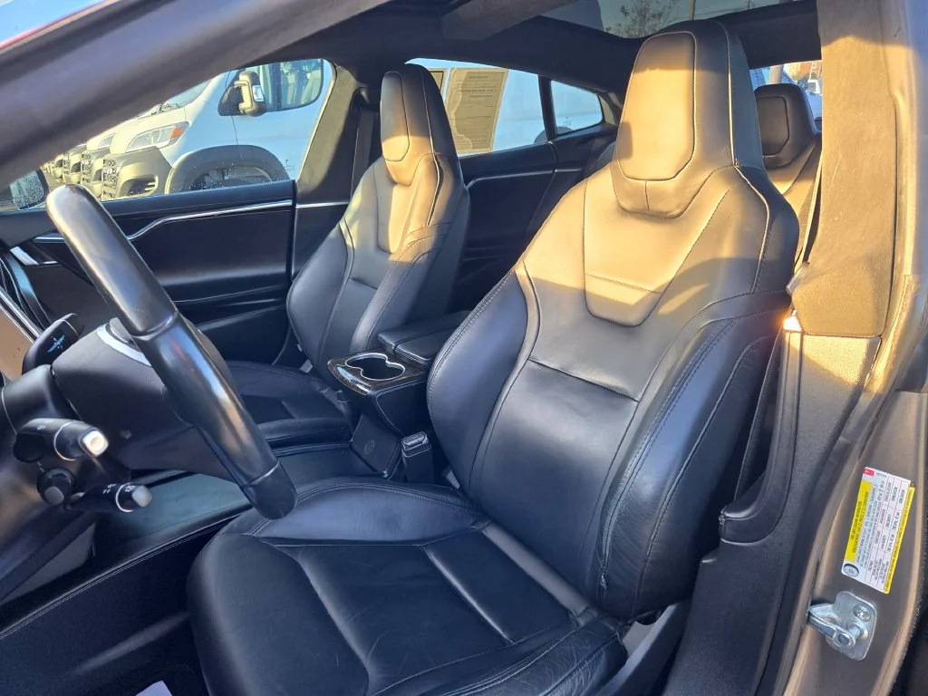 Used 2016 Gold Tesla 90D image 16