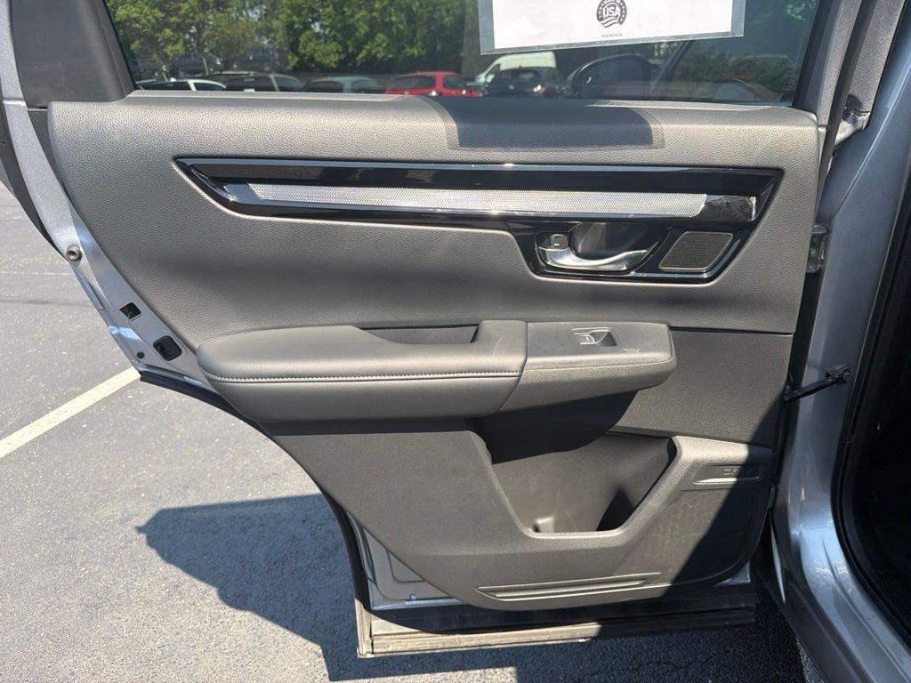 Used 2026 Solar Silver Metallic Honda EX-L image 20