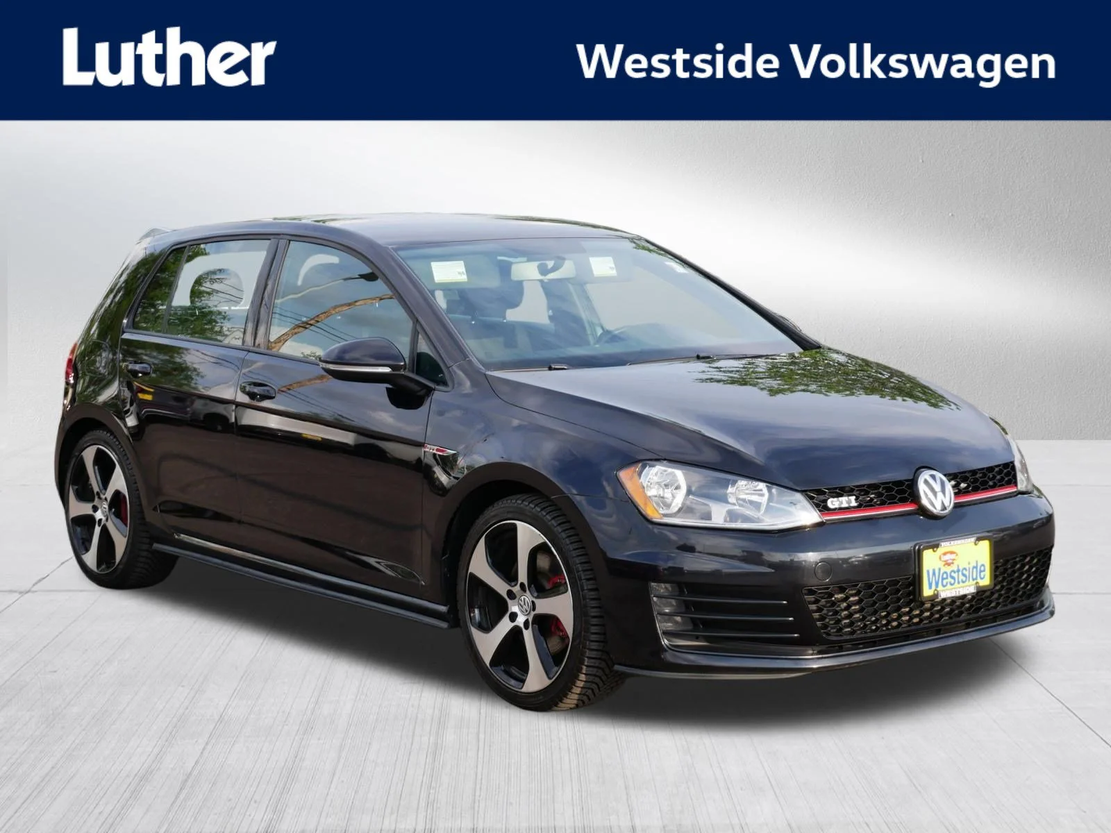 2015 Volkswagen Golf GTI 2.0T S 4-door PZEV's photo