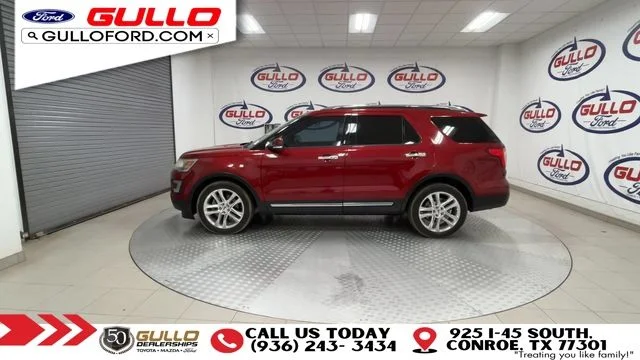 Used 2017 Ruby Red Metallic Tinted Clearcoat Ford Limited image 5