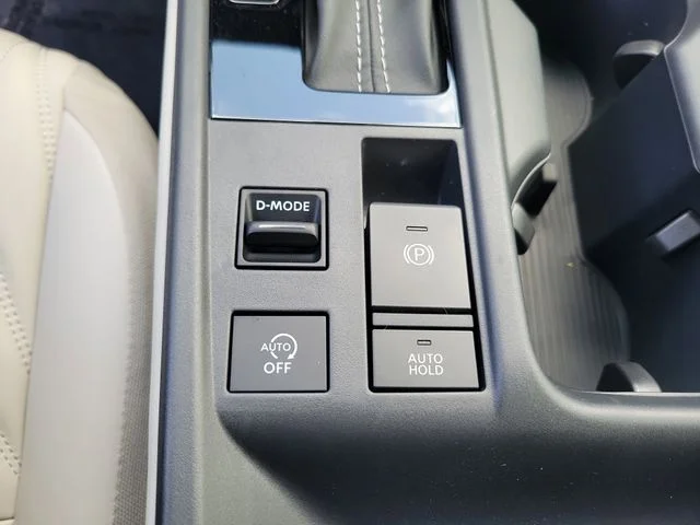 New 2026 Aspen White TriCoat Nissan SL image 20