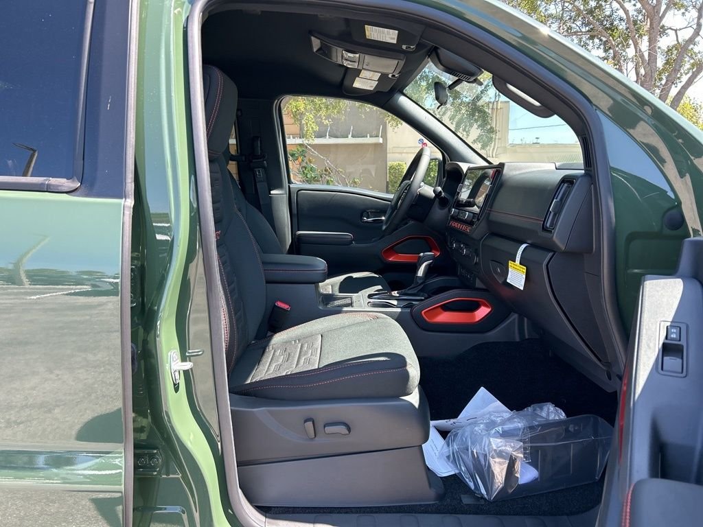 2025 Nissan Frontier PRO-4X - Photo 35