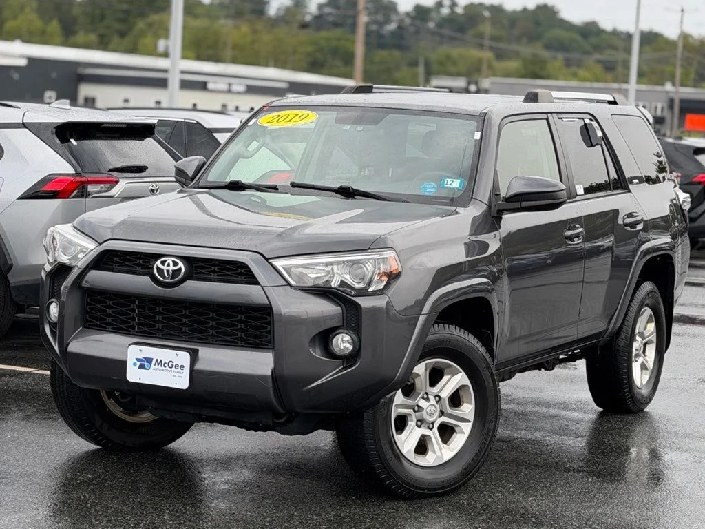 Used 2019 Gray Toyota SR5 image 1