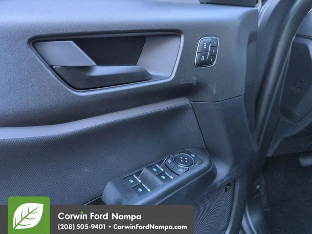 New 2026 Carbonized Gray Metallic Ford Outer Banks image 11