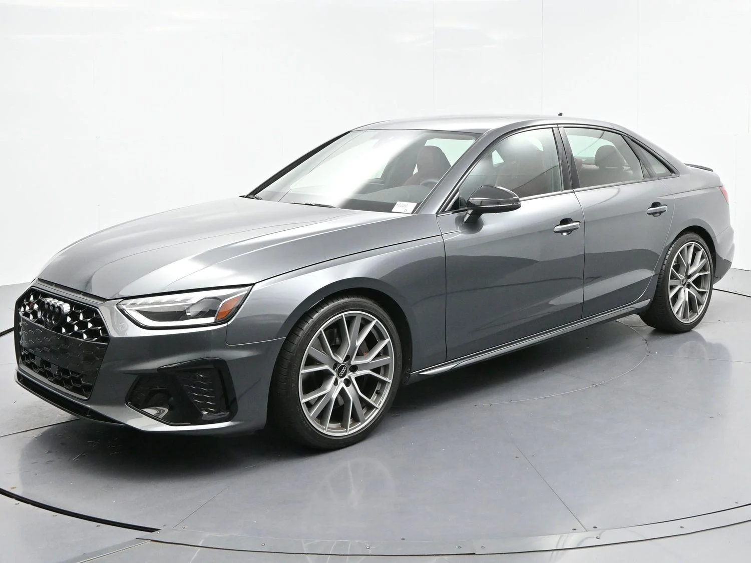 Used 2024 Daytona Gray Pearl Effect Audi Premium Plus image 3