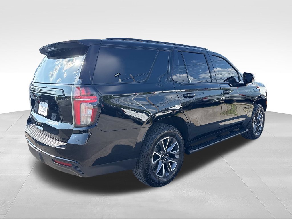 Used 2023 Black Chevrolet Z71 image 5