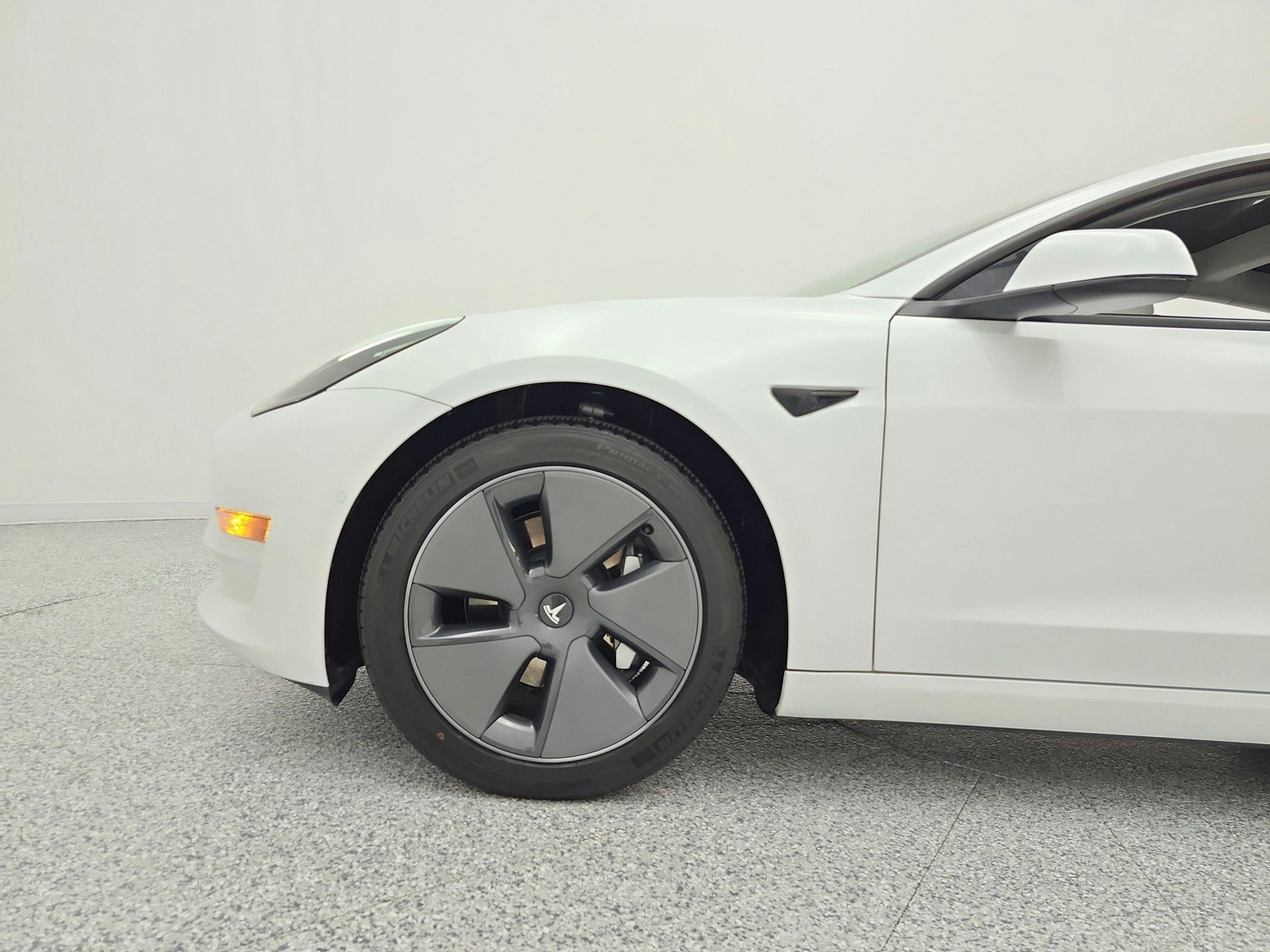 Used 2021 Pearl White Multi-Coat Tesla Standard Range Plus RWD image 16