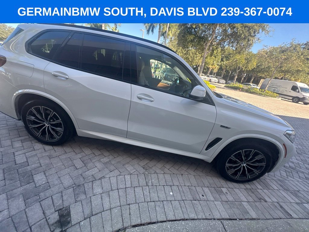 Certified Used 2023 Alpine White BMW xDrive45e image 12