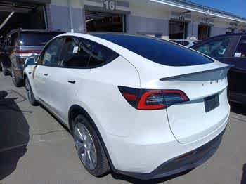 Used 2020 White Tesla Long Range image 2