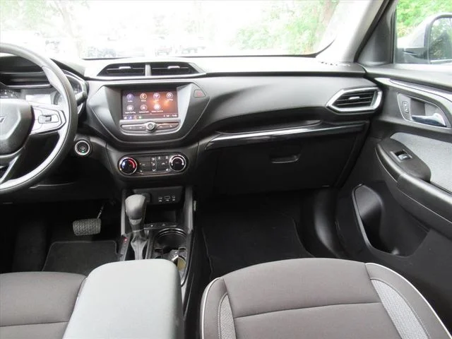 Used 2023 Gray Chevrolet LT image 14