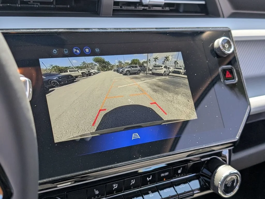 2027 Chevrolet Bolt LT - Photo 10