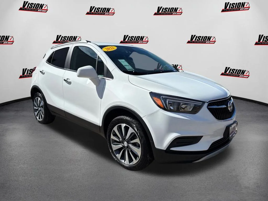 Used 2022 White Buick Preferred image 3