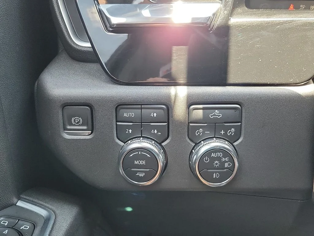 Used 2023 Sterling GMC Elevation image 14