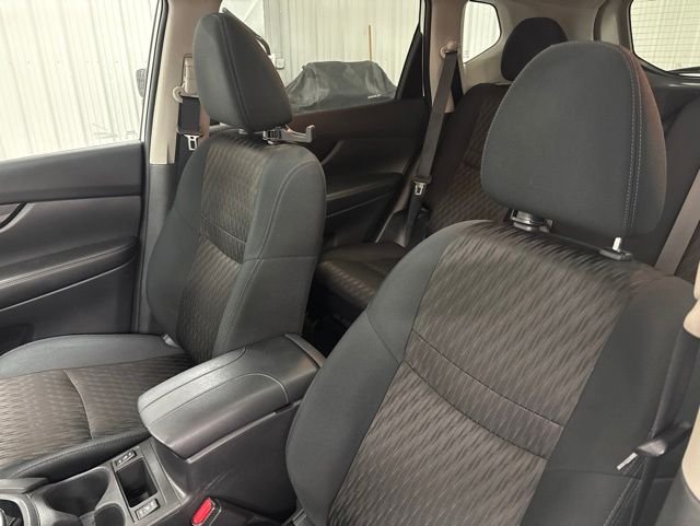 2018 Nissan Rogue SV - Photo 7