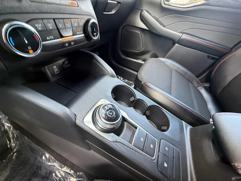 Used 2025 Gray Ford ST-Line image 22