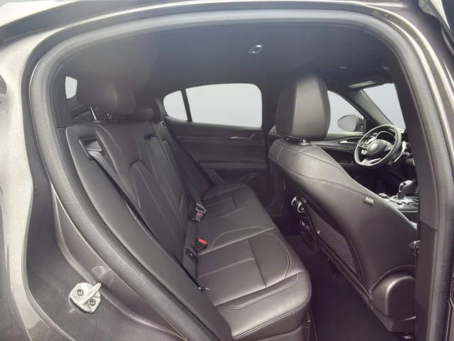 Used 2024 Gray Alfa Romeo Sprint image 25