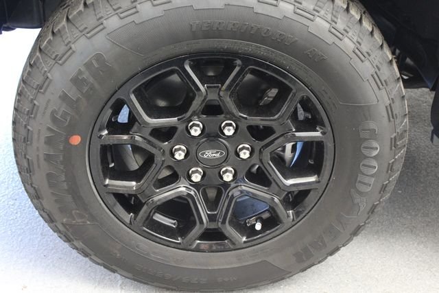 New 2026 Oxford White Ford XLT image 12