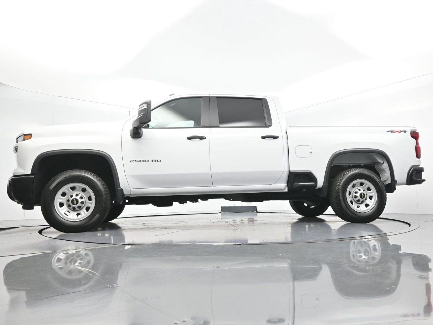 Used 2025 Summit White Chevrolet WT image 43