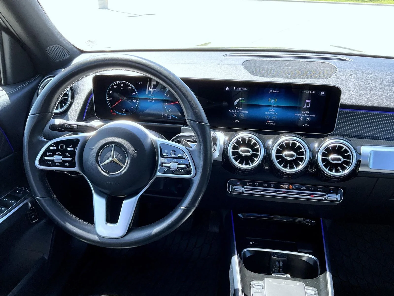 Used 2021 Gray Mercedes-Benz GLB 250 image 14