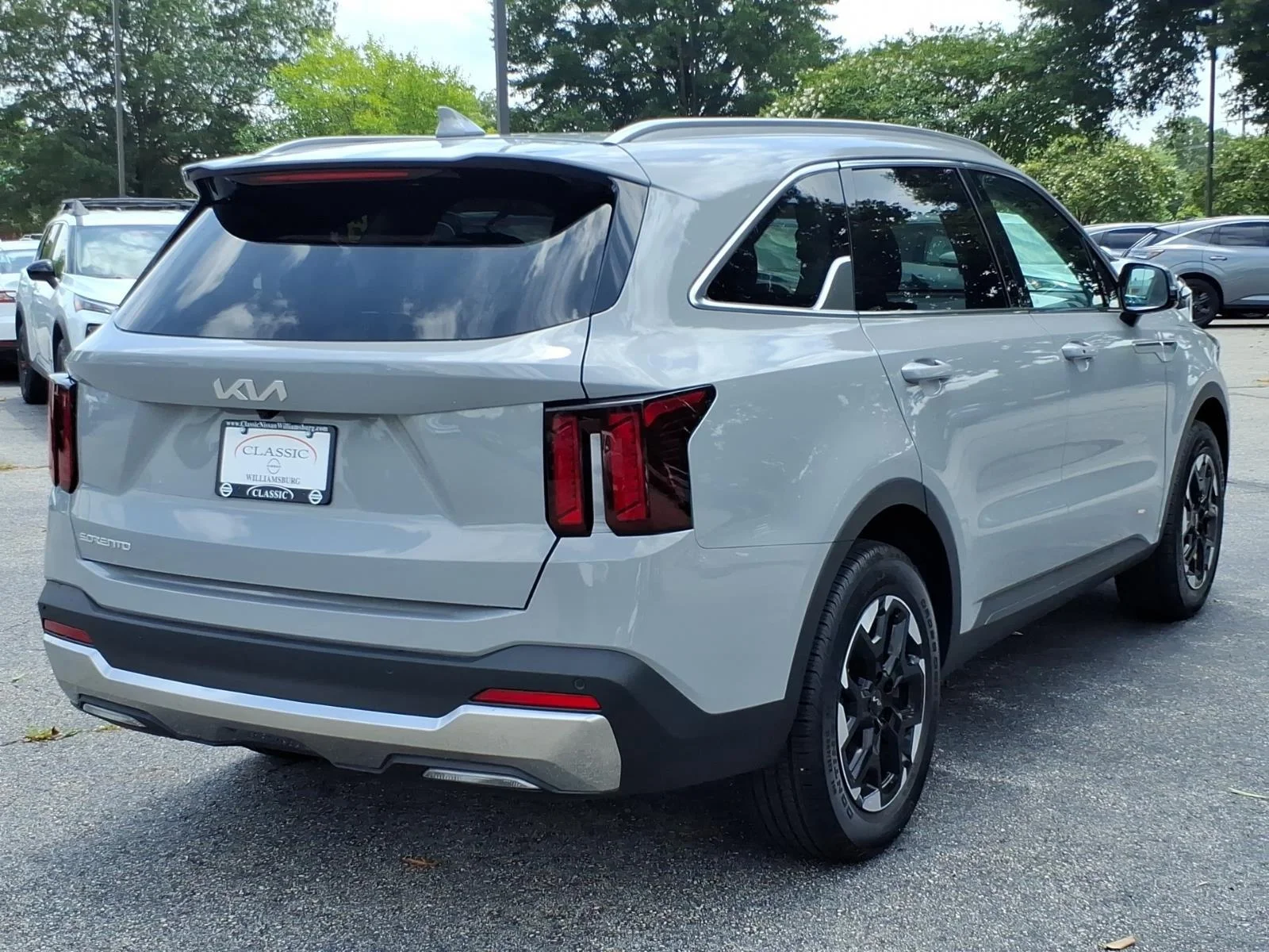Used 2026 Wolf Gray Kia S image 7