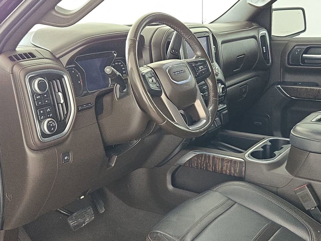 Used 2019 Black GMC Denali image 16
