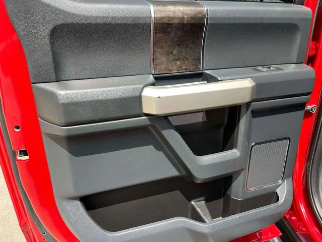 Used 2022 Red Metallic Ford Lariat image 18
