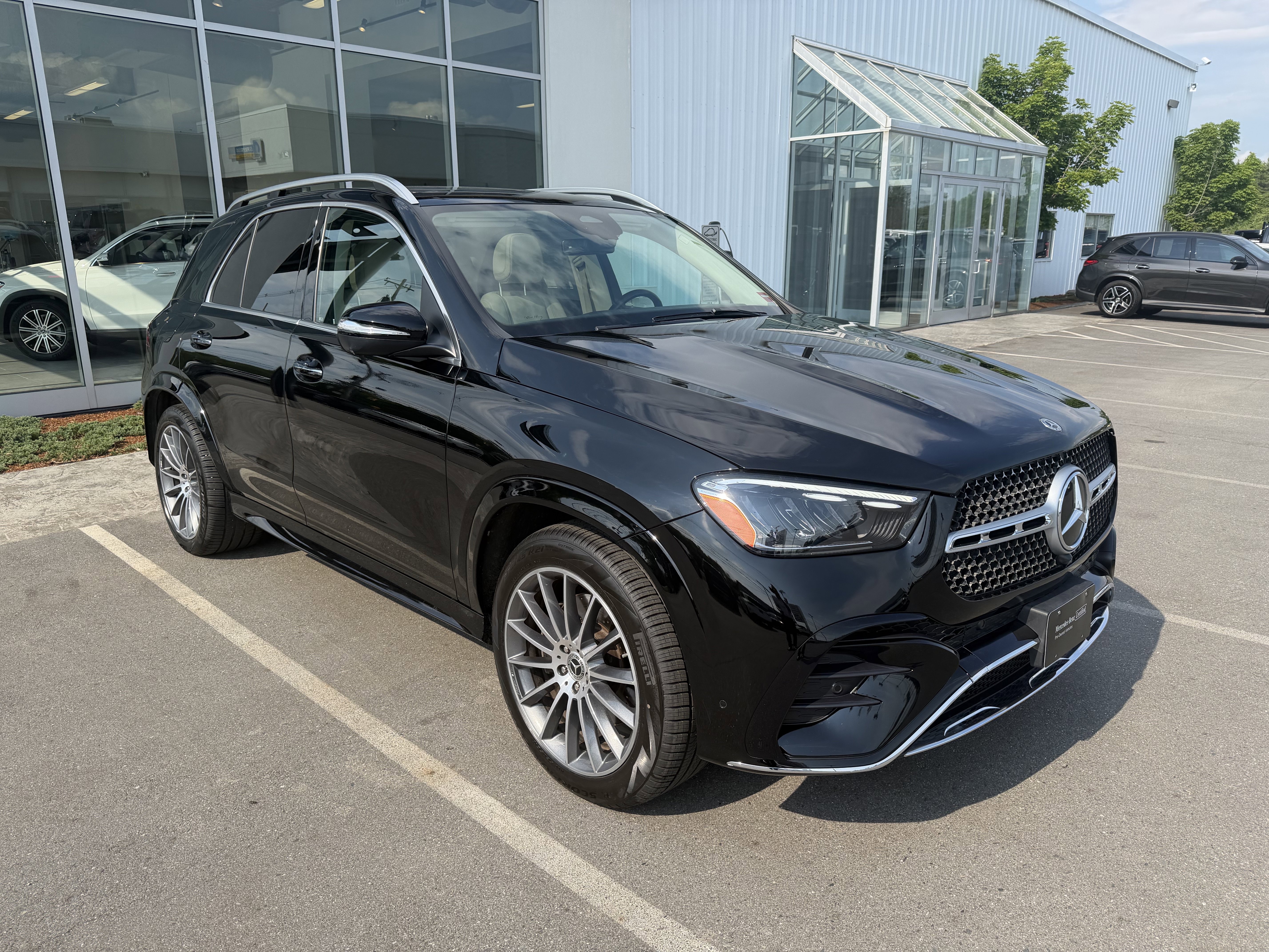 Used 2024 Black Mercedes-Benz GLE 350 image 6