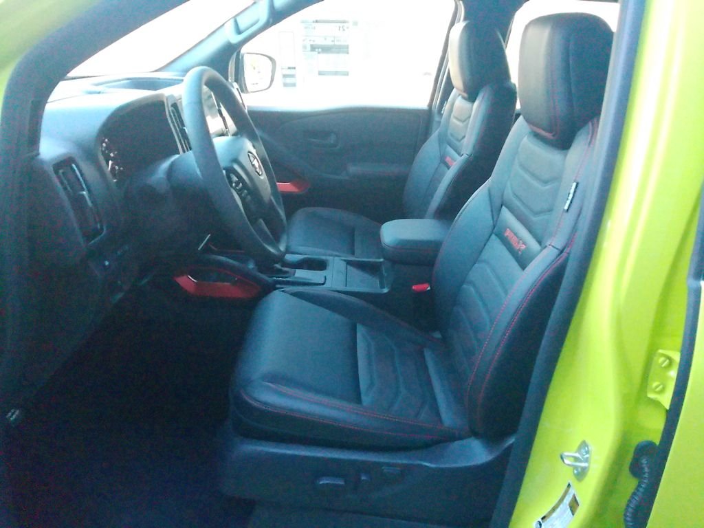2026 Nissan Frontier PRO-X - Photo 9