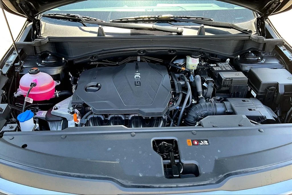 New 2026 Ebony Black Kia LX image 11