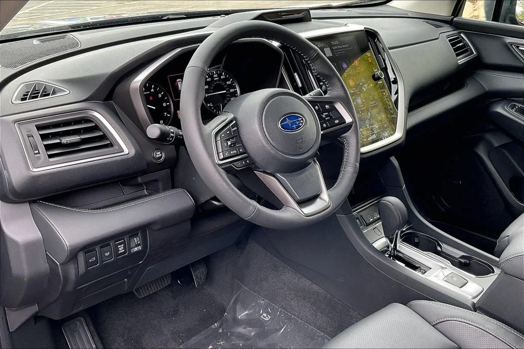 New 2027 MAGNETITE GRAY METALLIC Subaru Limited 7-Passenger image 10