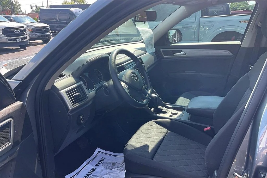 Used 2019 Gray Volkswagen S image 13