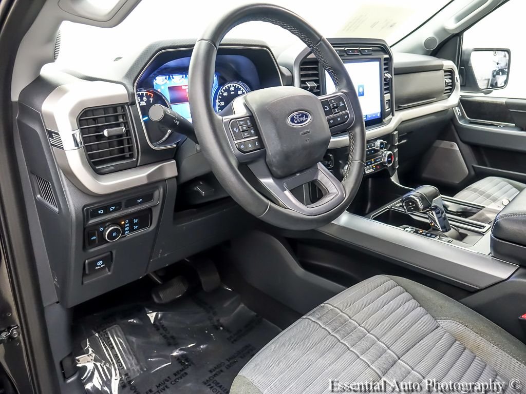 Used 2023 Yellow Ford XLT image 10
