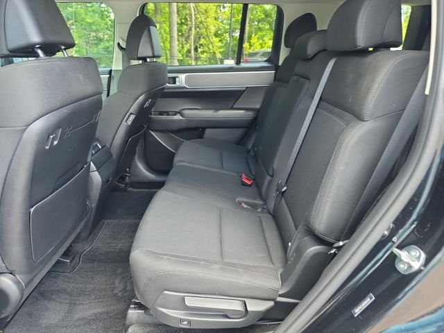 Used 2024 Black Hyundai SE image 11