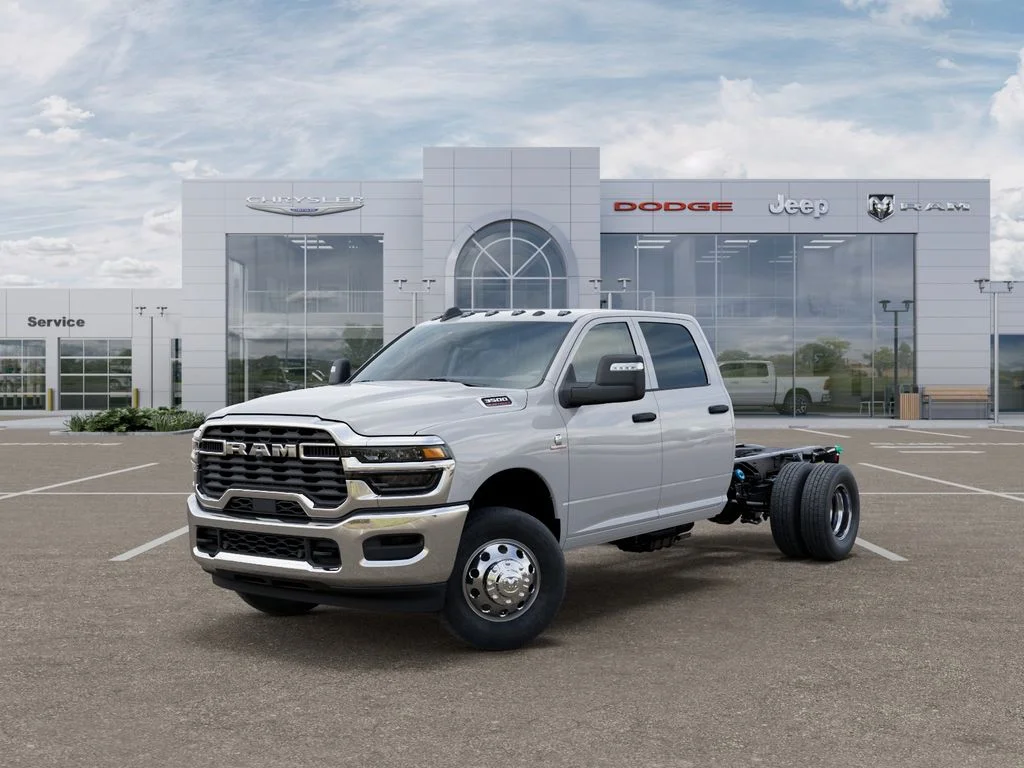 2025 RAM 3500 Chassis