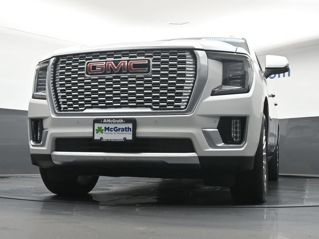 Used 2023 White GMC Denali image 7