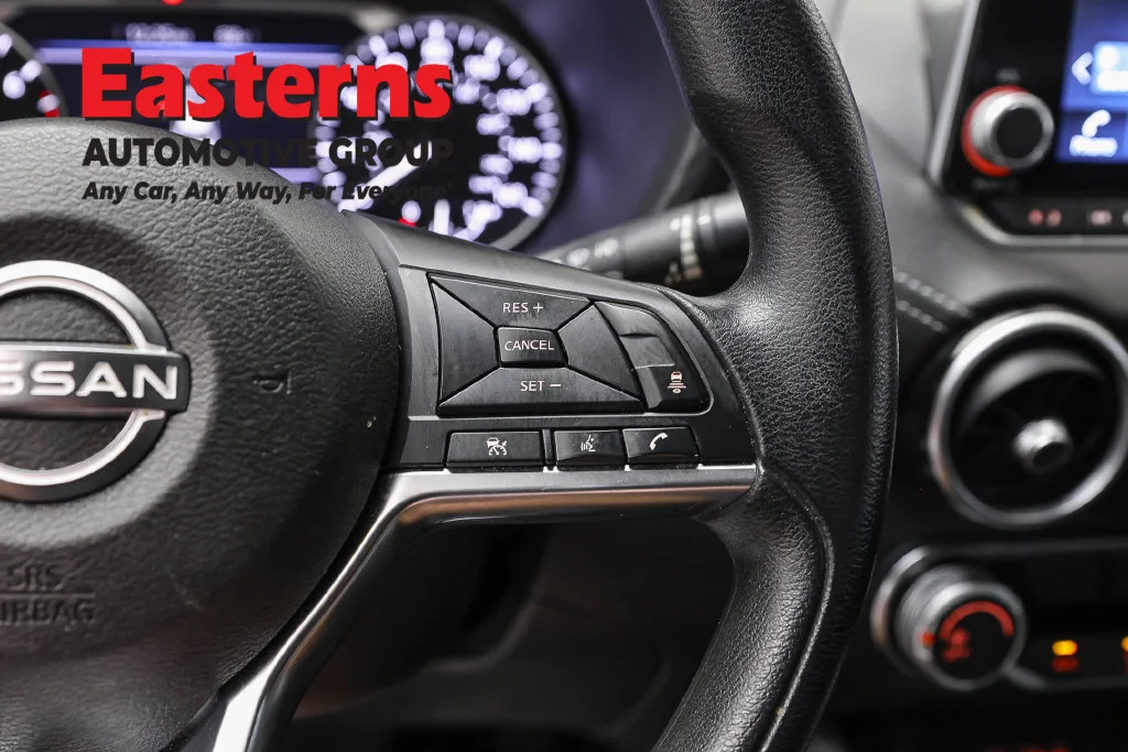 Used 2024 Gray Nissan SV image 16