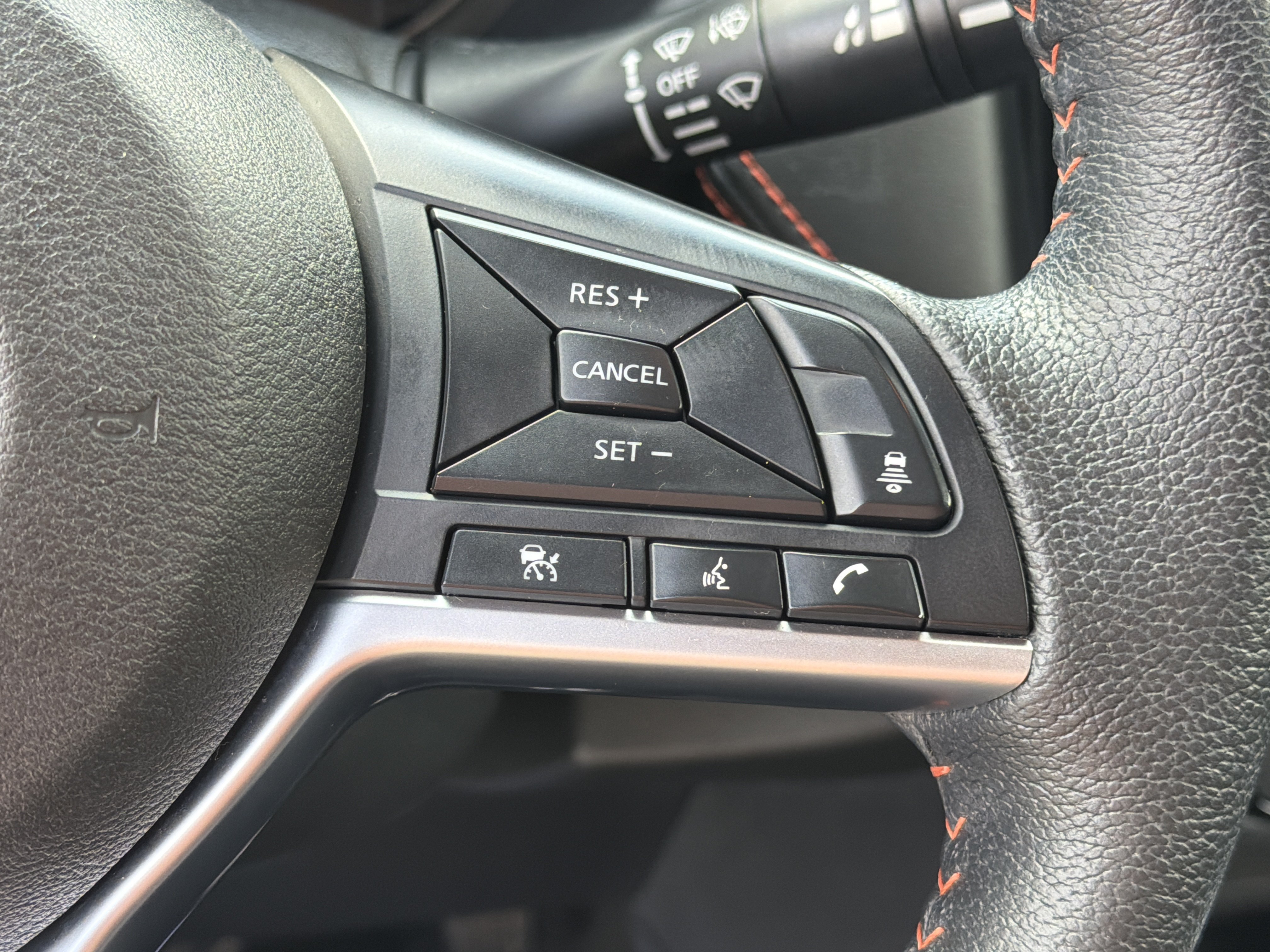 Used 2024 Boulder Gray Pearl Nissan SR image 26