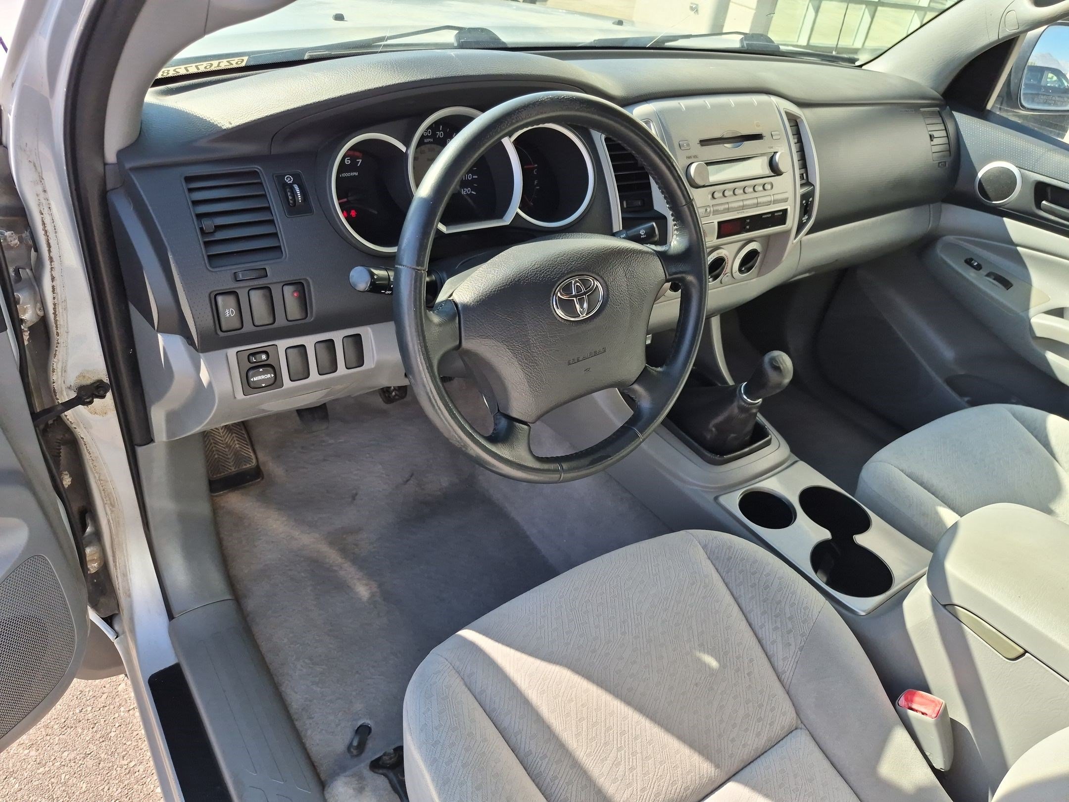 Used 2006 Silver Toyota PreRunner image 14
