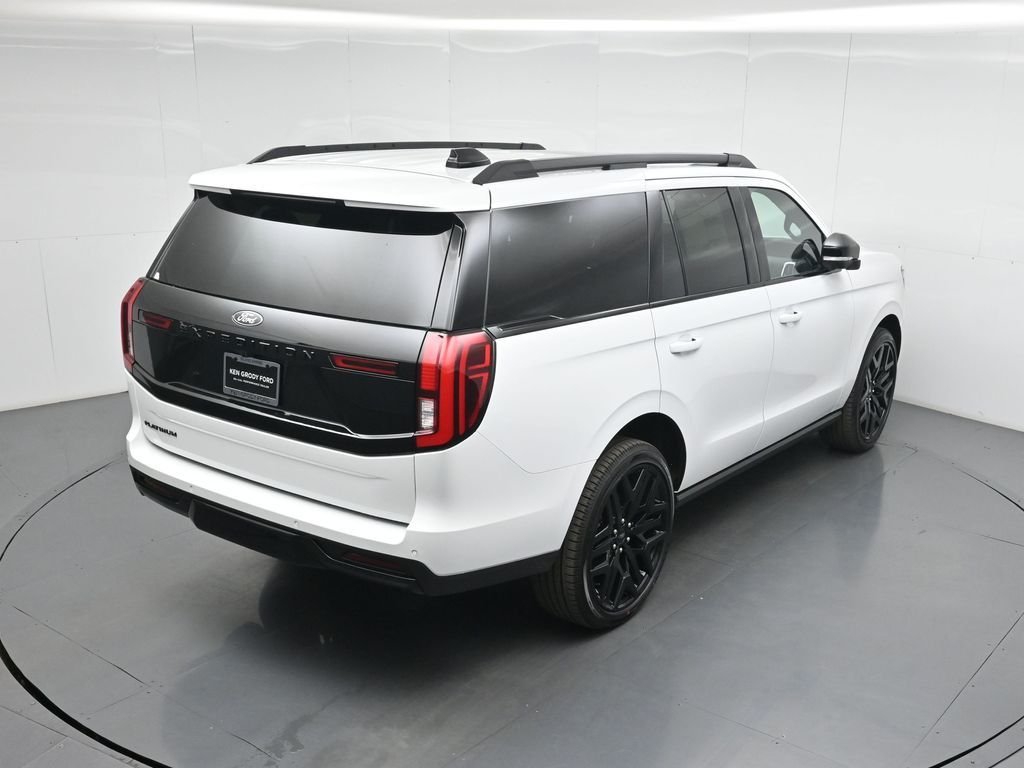 New 2026 Oxford White Ford Platinum image 35