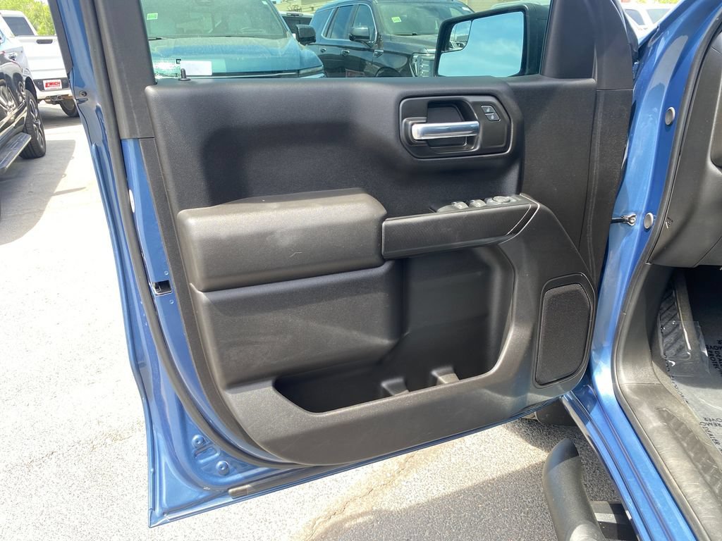 Used 2024 Lakeshore Blue Metallic Chevrolet Custom image 10