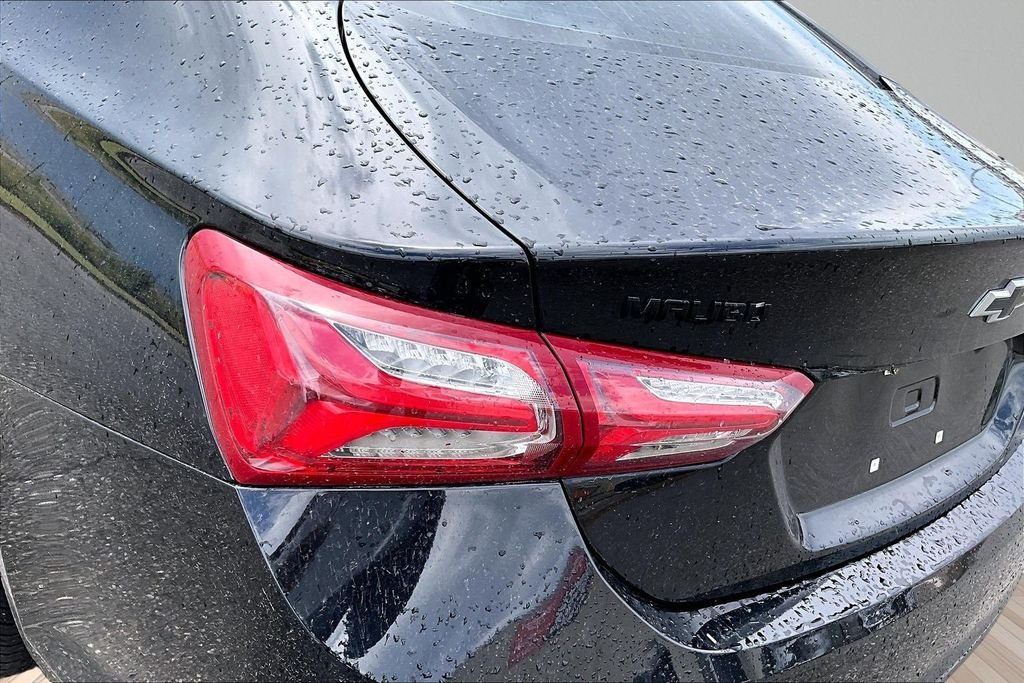 Used 2022 Black Chevrolet LT image 28